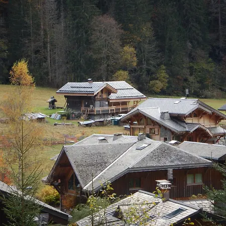 Le Nid Independant Mountain Alpehytte *