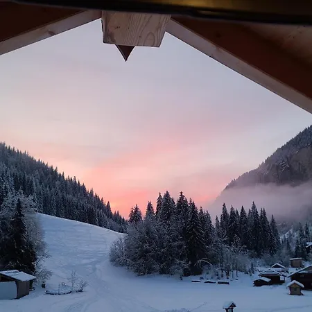 Le Nid Independant Mountain Domek alpejski Morzine