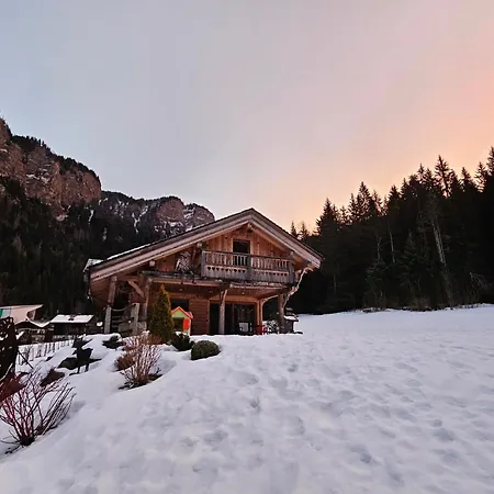 Le Nid Independant Mountain *